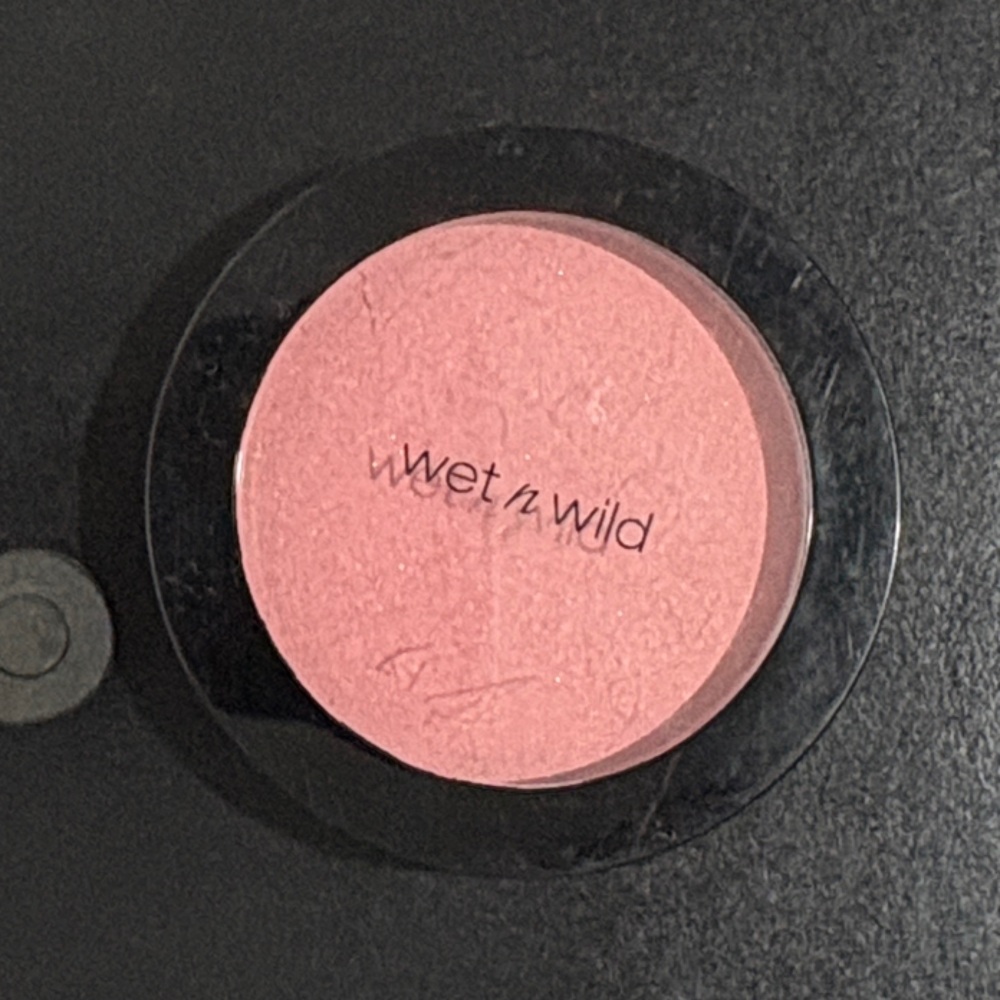 Wet n Wild- Pinch me pink blush